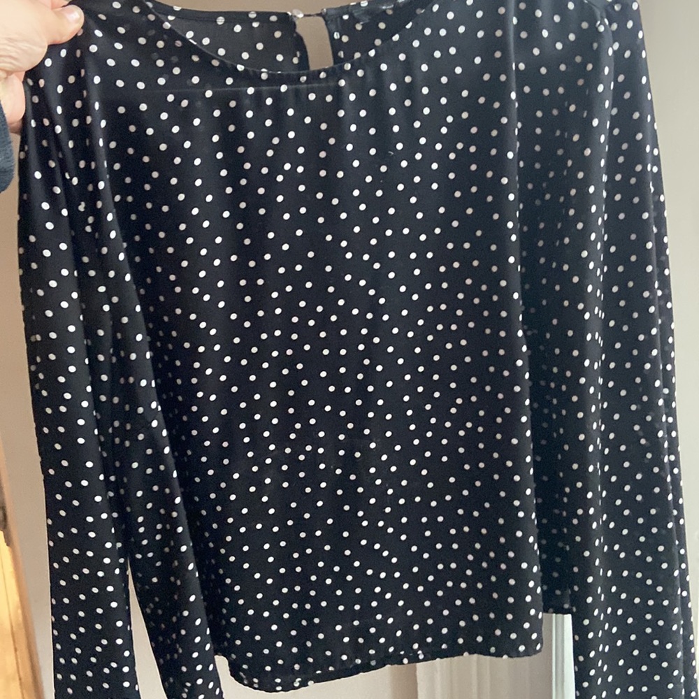 Cropped forever 21 contemporary polka dot top